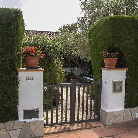 Villa Casita blanca con fibra óptica y piscina cominutaria Tossa de Mar Exterior foto