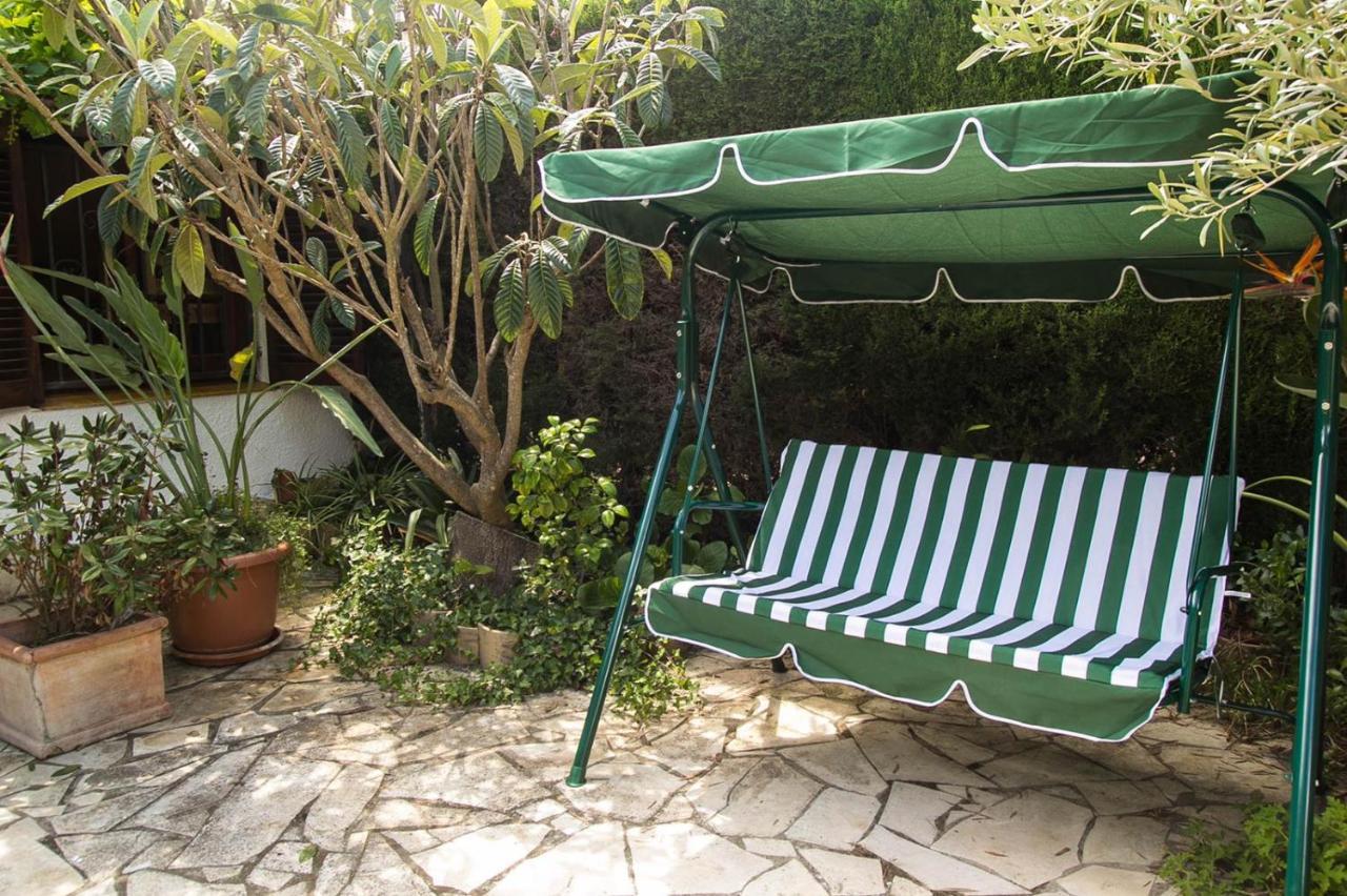 Villa Casita blanca con fibra óptica y piscina cominutaria Tossa de Mar Exterior foto